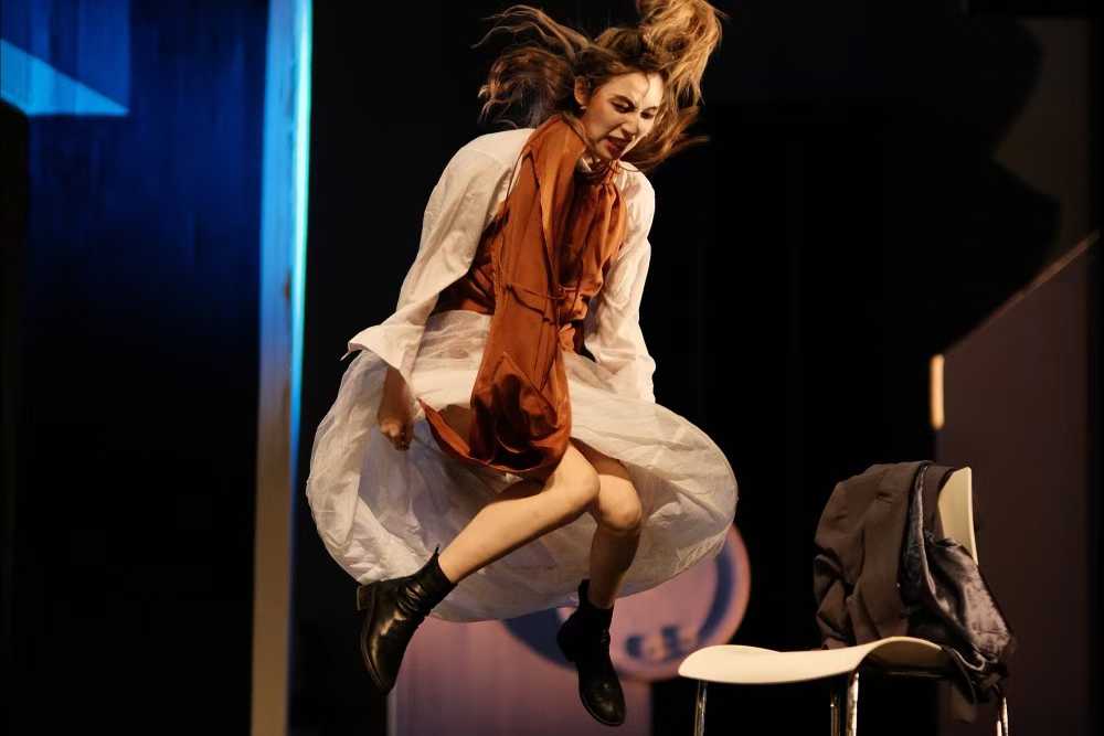 Chinesisches Gastspiel in Hamburg | Meng Jinghui im Thalia Theater